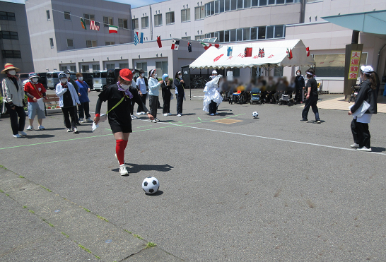 職員対抗サッカーリレー